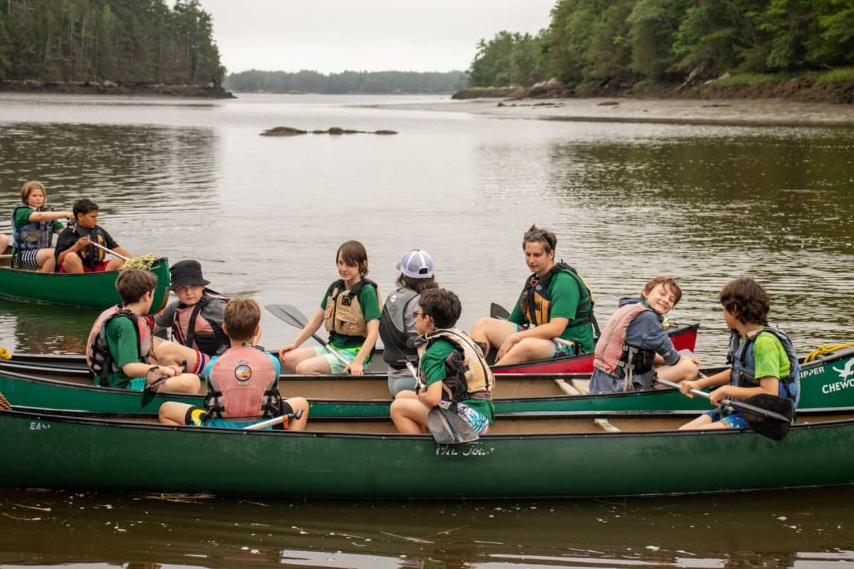 Campers going on a canoe trip